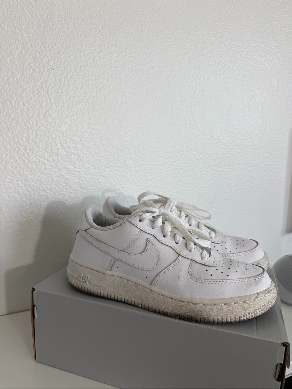 Nine Air Force 1 Low Triple White GS Sneakers 5Y